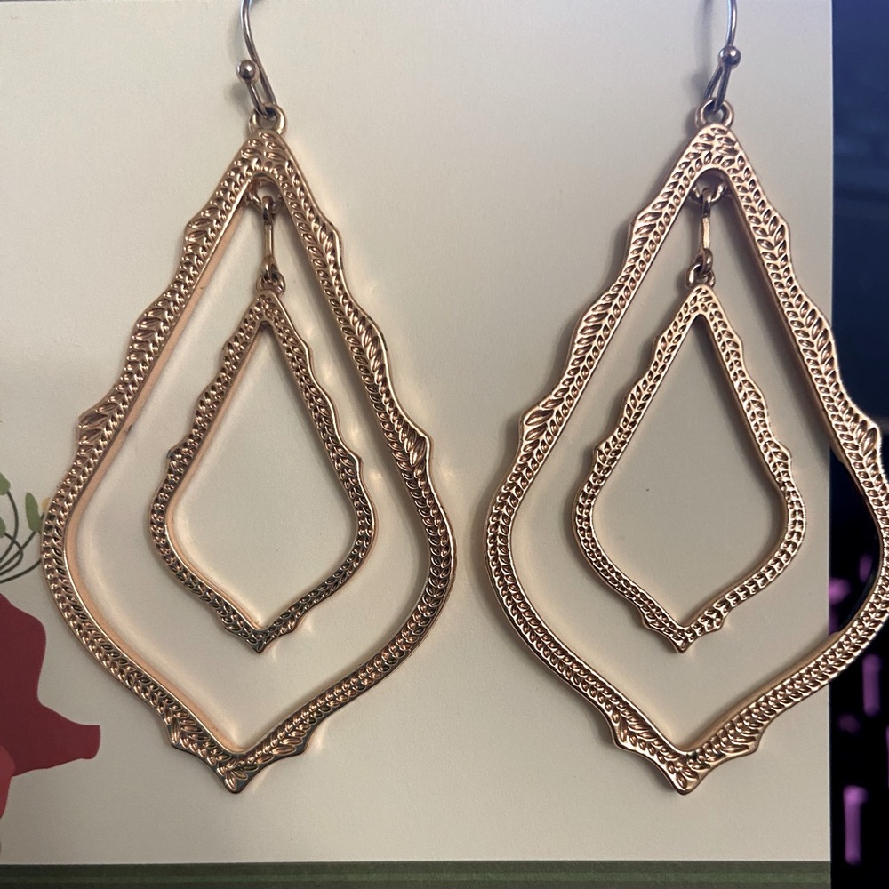 Kendra Scott Simon Drop Earrings in Rose Gold